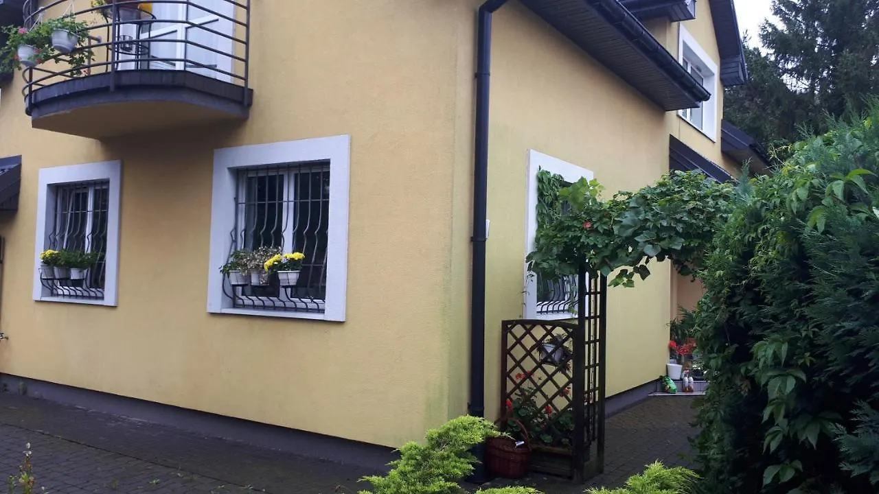 Apartament Z Parkingiem ワルシャワ ポーランド